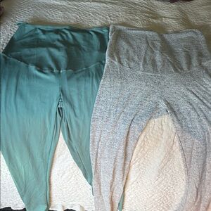 Green and Gray High-Waisted Leggings